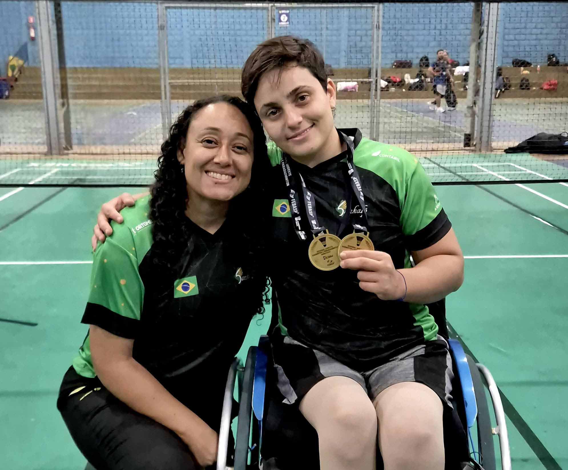 Elis conquista dois ouros no Regional Sudeste de Parabadminton