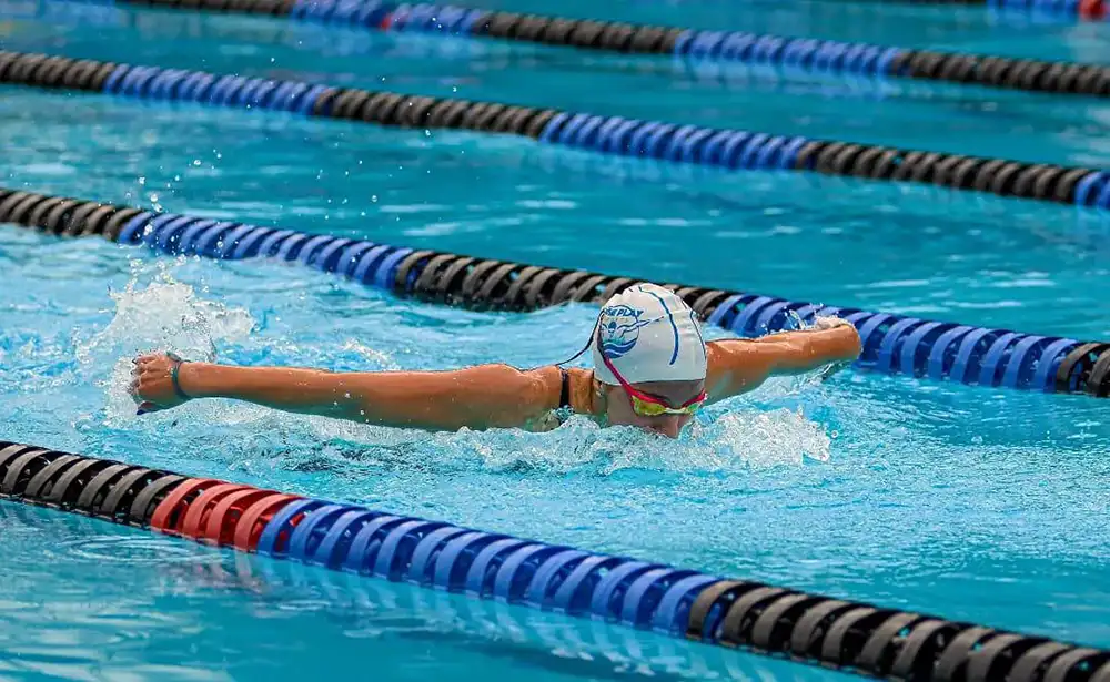 Ana Clara alcança 6º lugar no Campeonato Paulista Infantil de Natação de Inverno