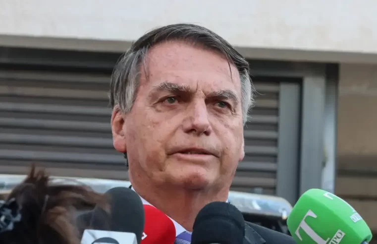 PF liga Bolsonaro a esquema para desviar mais de R$ 6,8 milhões