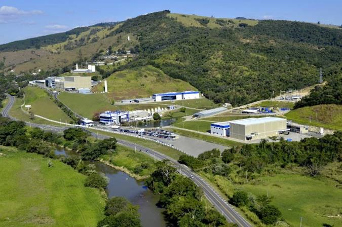 Laboratório Cristália planeja parceria com a Santa Casa de Mogi Mirim