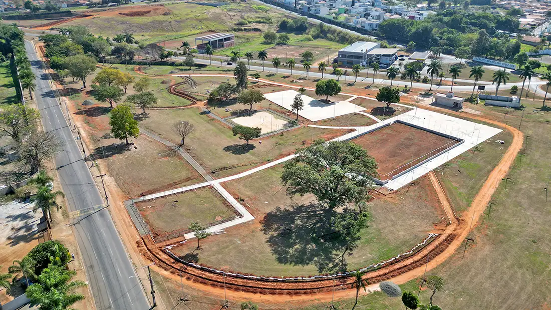 Avançam as obras na nova área de lazer do Campo do TG