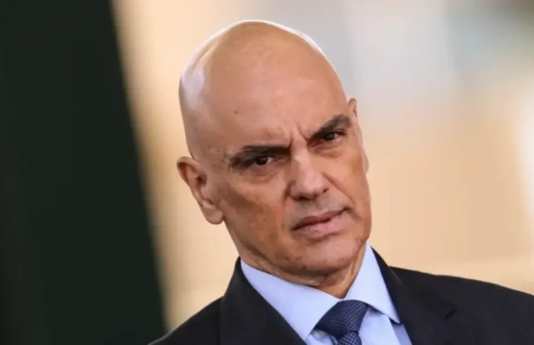 Moraes determina desbloqueio do X no Brasil