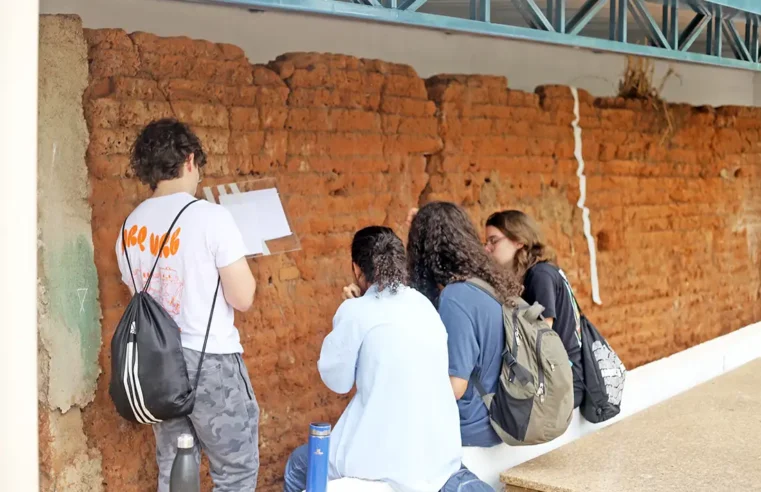 Muro de taipa centenário é objeto de estudo para alunos da Unicamp