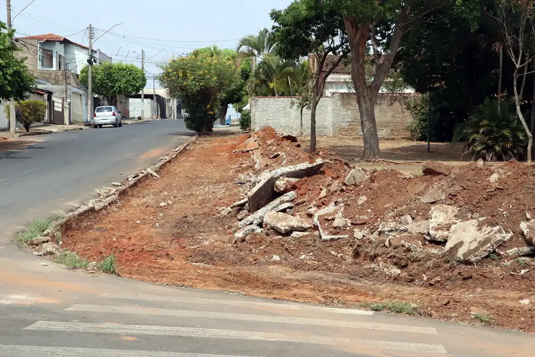 Prefeitura investe R$ 2,3 milhões em obras antienchentes no Maria Beatriz