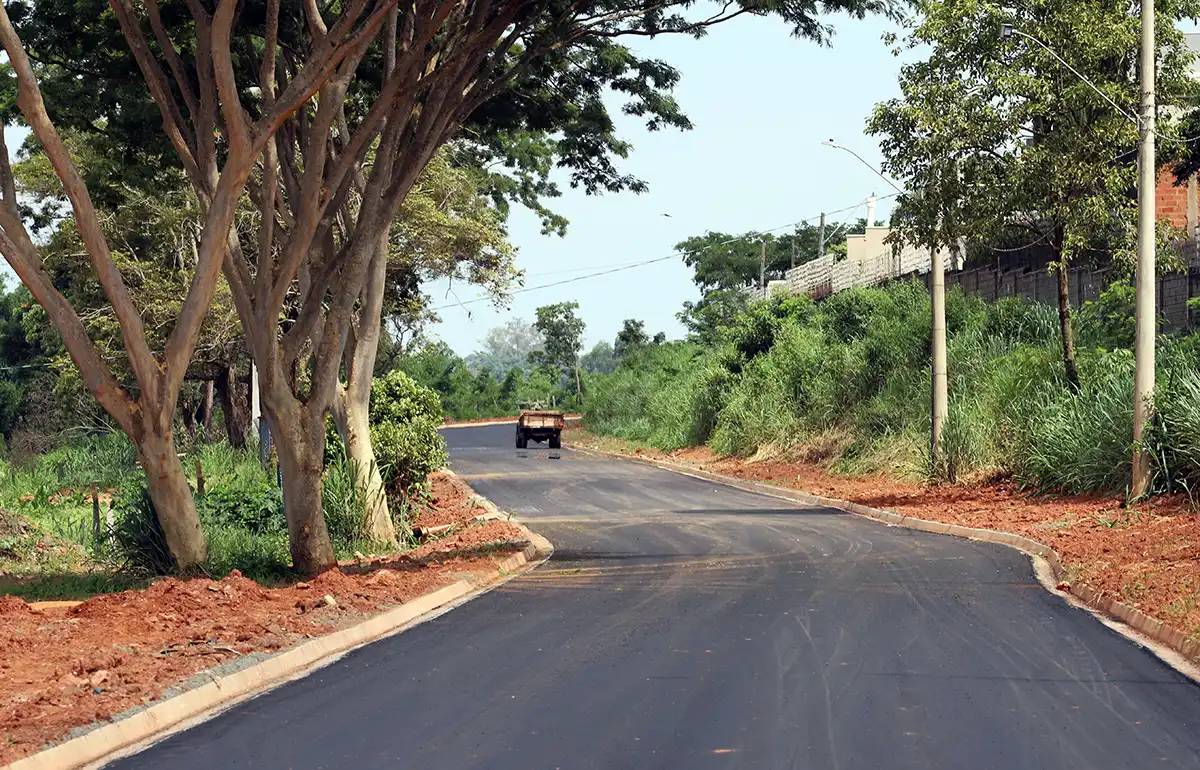 Prefeitura inicia a pavimentação na Rua do Curtume