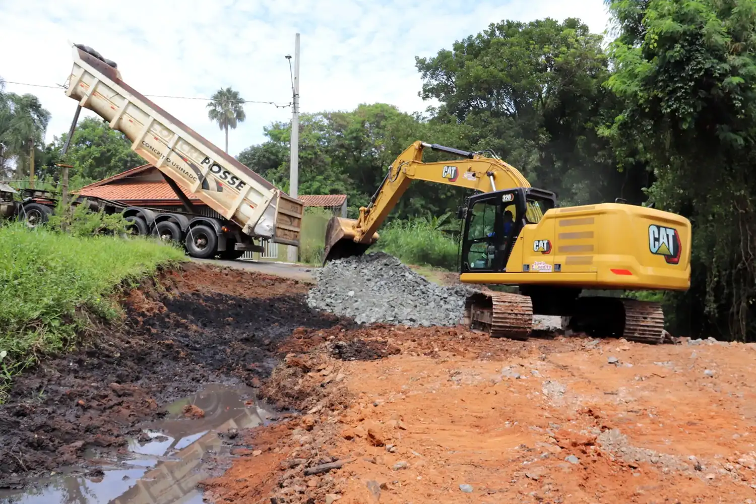 Último trecho da Avenida Brasil recebe obras de infraestrutura