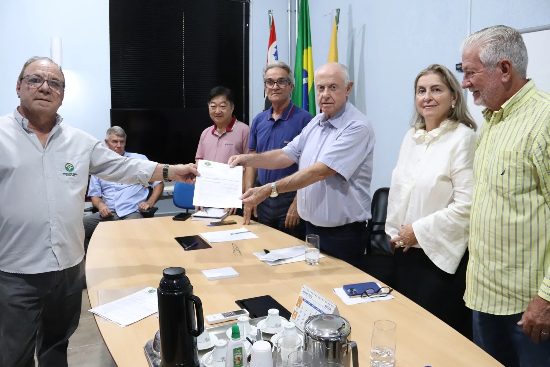 Agricultores pedem a Munhoz pavimentação de estradas rurais na região de Martim