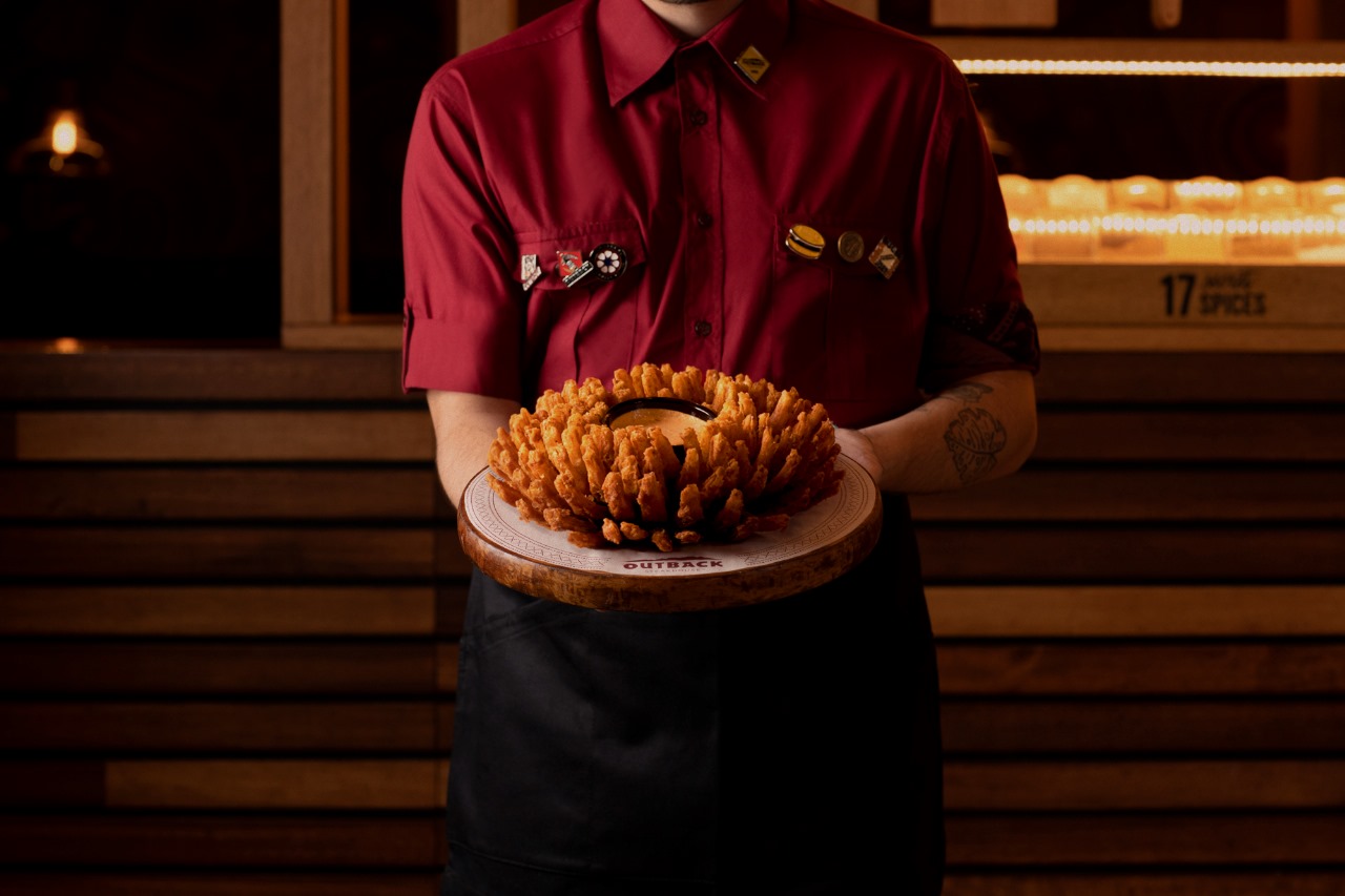 Outback oferece 80 vagas de emprego em Mogi Guaçu