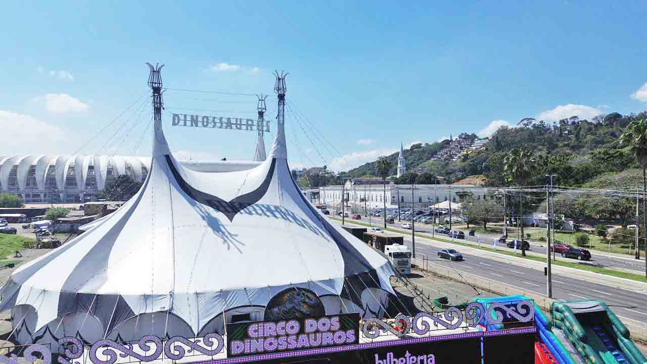 Circo dos Dinossauros chega a Campinas com espetáculo para todas as idades
