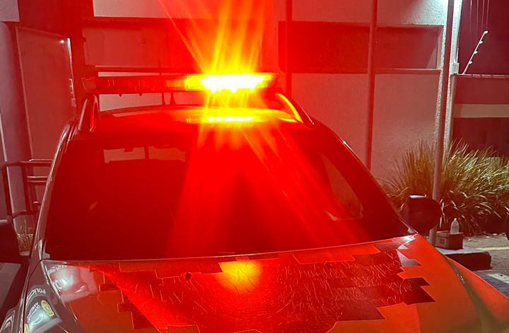 Homem é preso por tráfico de drogas após tumultuar abordagem policial em Jaguariúna
