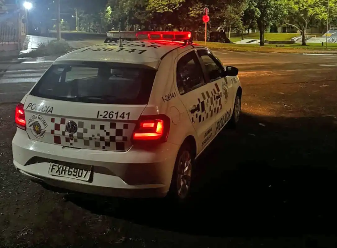 Motorista bêbado e com CNH cassada causa acidente e é hospitalizado em Mogi Guaçu