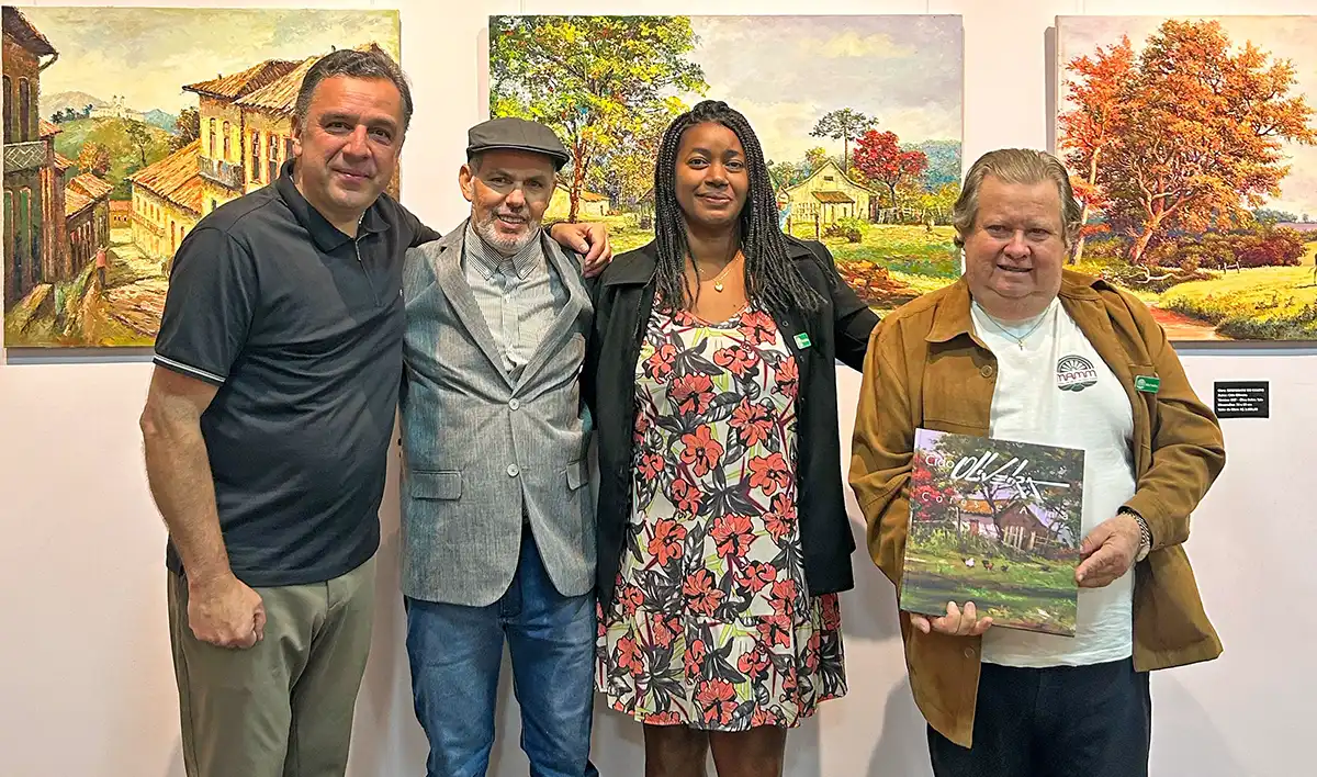 Mamm recebe exposição de Cido Oliveira, que celebra 50 anos de carreira