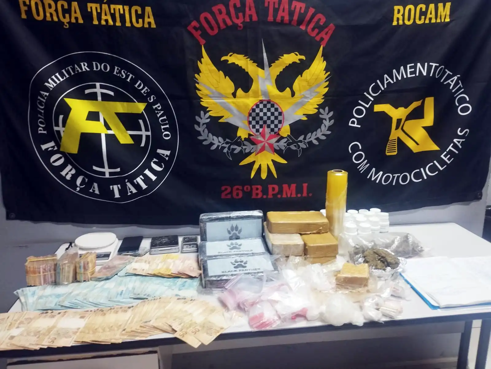 Homem é preso com drogas e mais de R$ 44 mil em Mogi Mirim