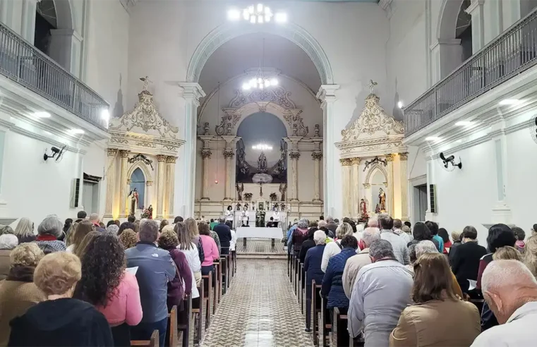 Católicos celebram Nossa Senhora do Carmo, nesta quarta-feira