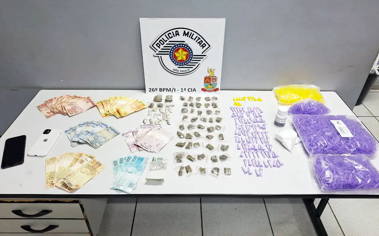 Irmãos são detidos por tráfico de drogas após fuga durante fiscalização em Mogi Guaçu