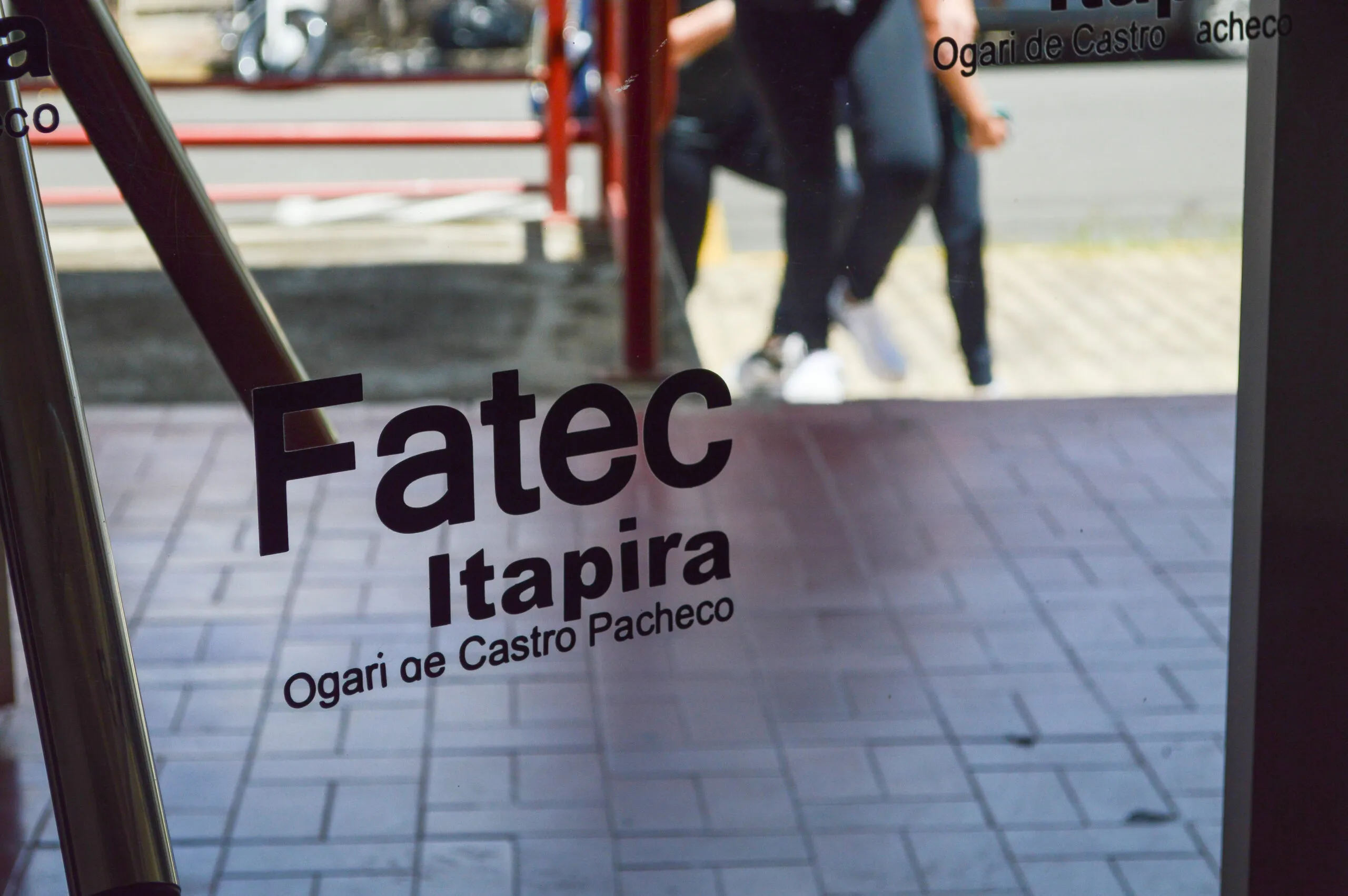 Fatec de Itapira abre processos seletivos para professores em cursos de gestão e tecnologia