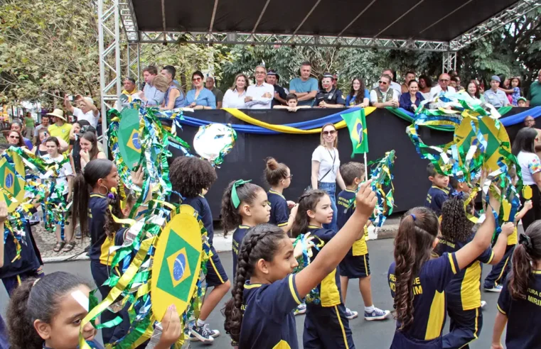 Mogi Mirim celebra 7 de Setembro com desfile cívico-militar