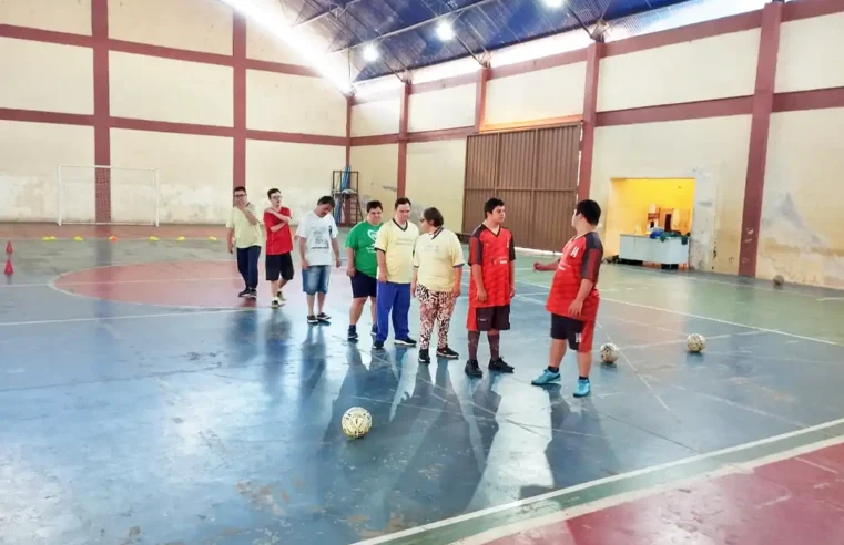 Sejel amplia projeto de inclusão e oferece futsal adaptado para alunos da Apae