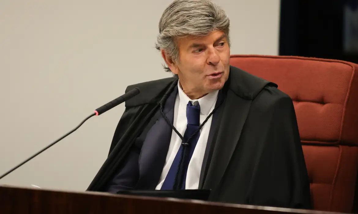 Fux vota pela absolvição de Bolsonaro dos cinco crimes da trama golpista