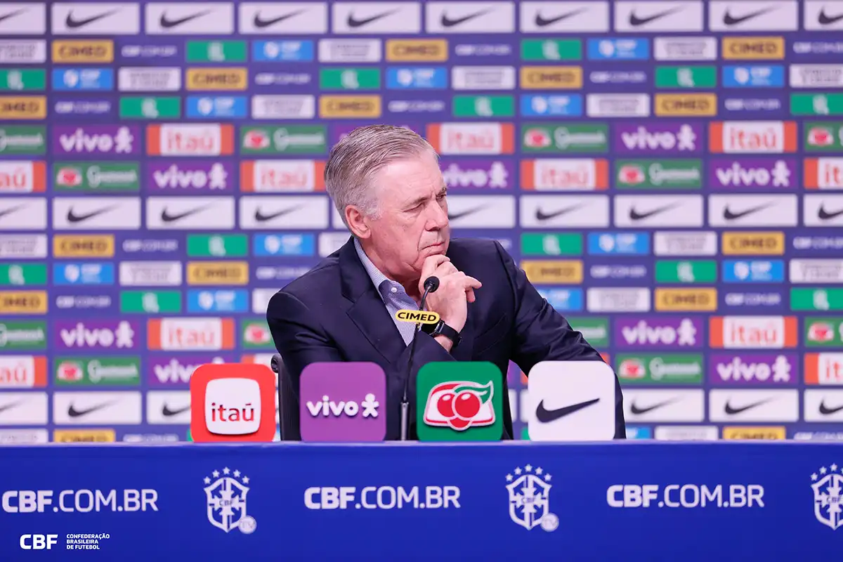 Ancelotti convoca seleção para amistosos contra Coreia e Japão