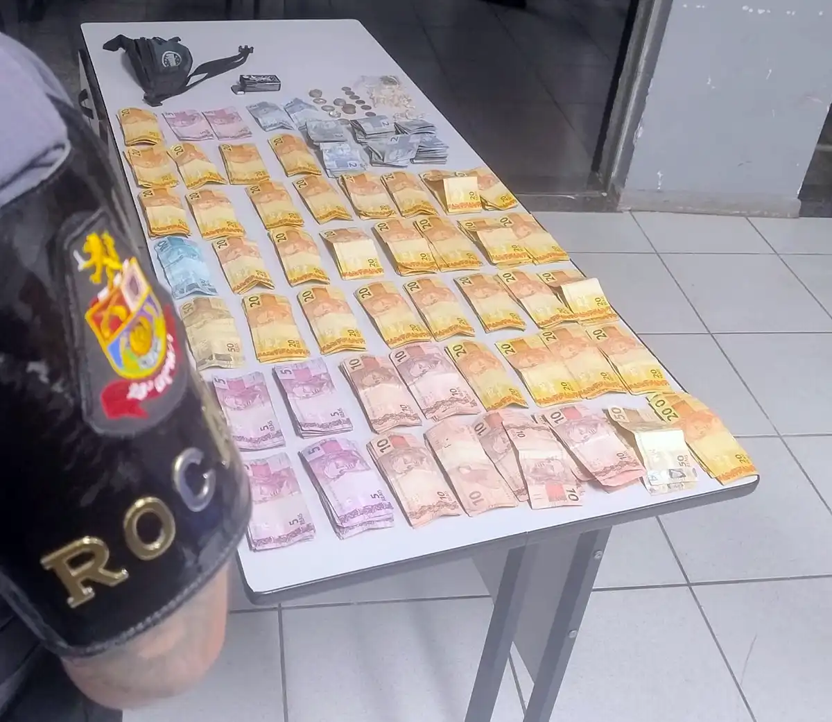 Homem é preso por tráfico de drogas no bairro Sehac, em Mogi Mirim