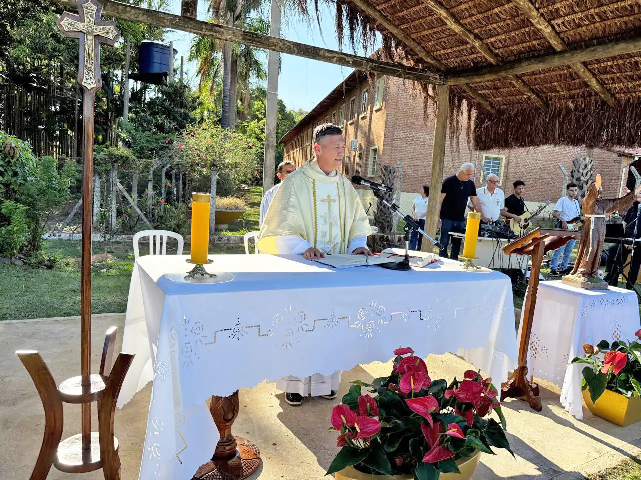 No encerramento da Festa de São Francisco, Seminário promove bênção dos animais