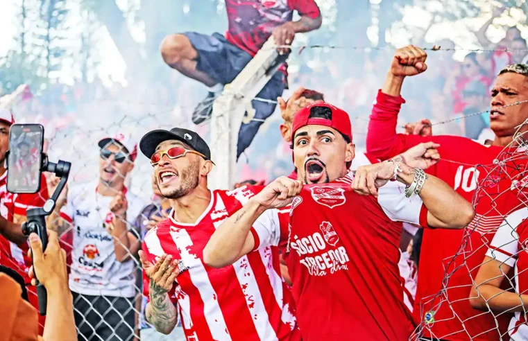 Vila Dias coroa campanha invicta com o bicampeonato da 1ª divisão