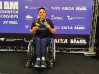 Elis colhe primeiros resultados no badminton e sonha com paralimpíada