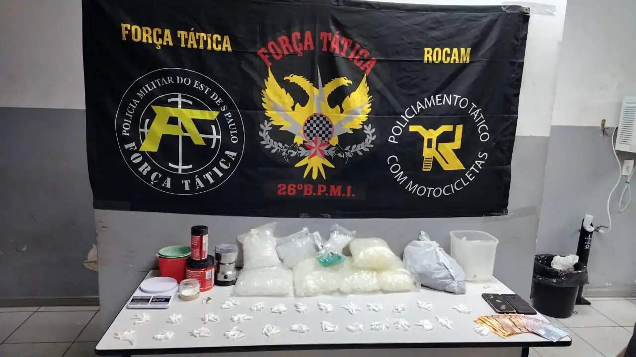 Polícia Militar prende três pessoas e desarticula ponto de tráfico em Mogi Guaçu