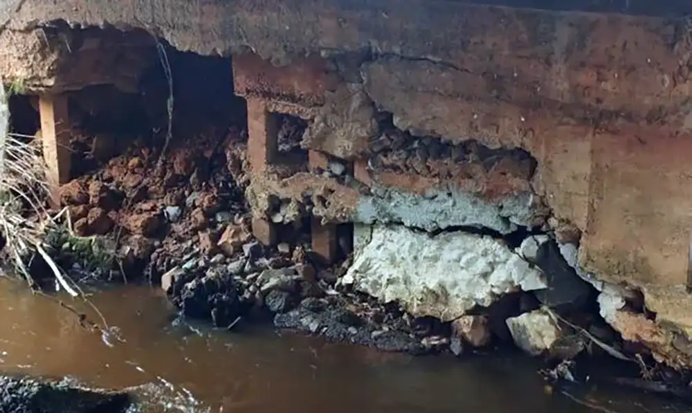 Ponte da Rodovia Nagib Chaib, entre Mogi Mirim e Mogi Guaçu, volta a ser interditada