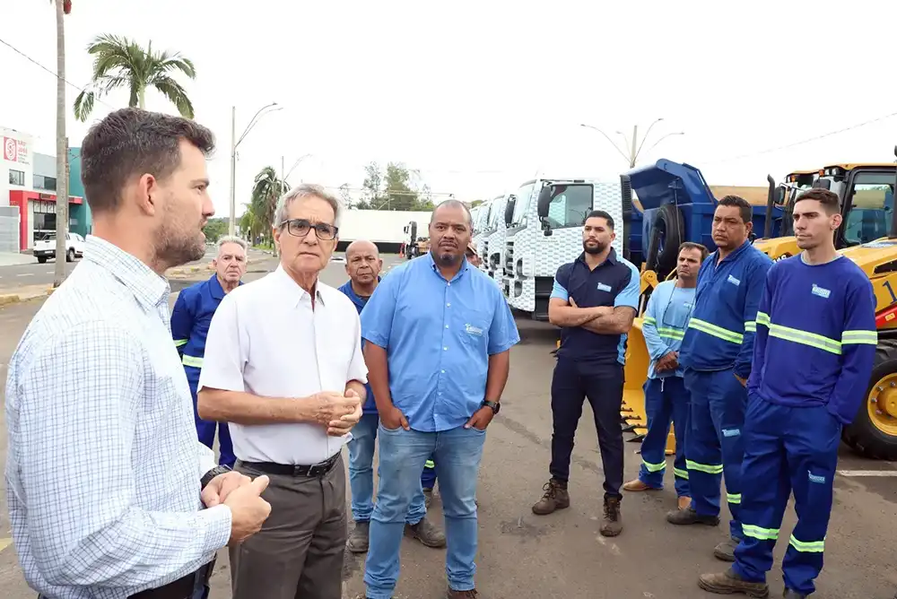 Nova empresa assume coleta de galhos, entulhos e inservíveis em Mogi Mirim