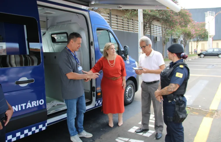 GCM inicia uso da nova Base Comunitária Móvel na Feira Noturna