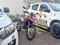 Força Tática prende dois e recupera motocicleta furtada em Mogi Guaçu