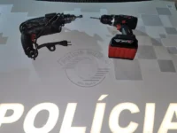 Homem é preso por furto após ser encontrado escondido em forro de casa em Mogi Mirim