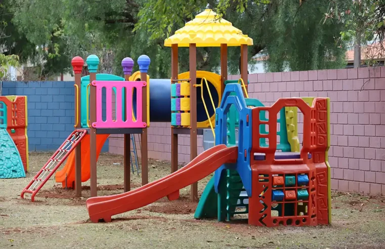 Vereadores destinam emenda impositiva para aquisição de playgrounds em escolas e creches