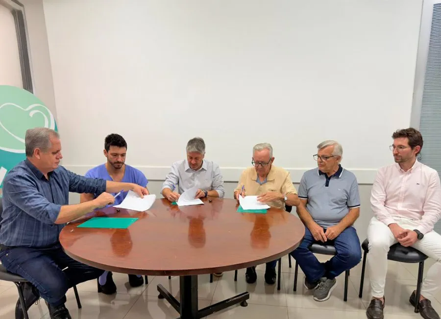 Convênio entre Mogi Guaçu e Santa Casa promete zerar fila de cirurgias de prótese de joelho e quadril