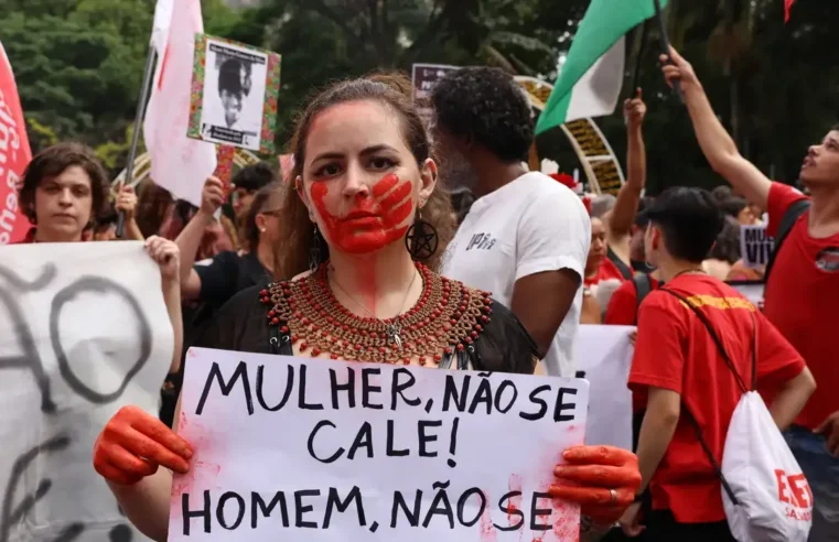 Brasil atinge recorde de feminicídios em 2025: quatro mortes por dia