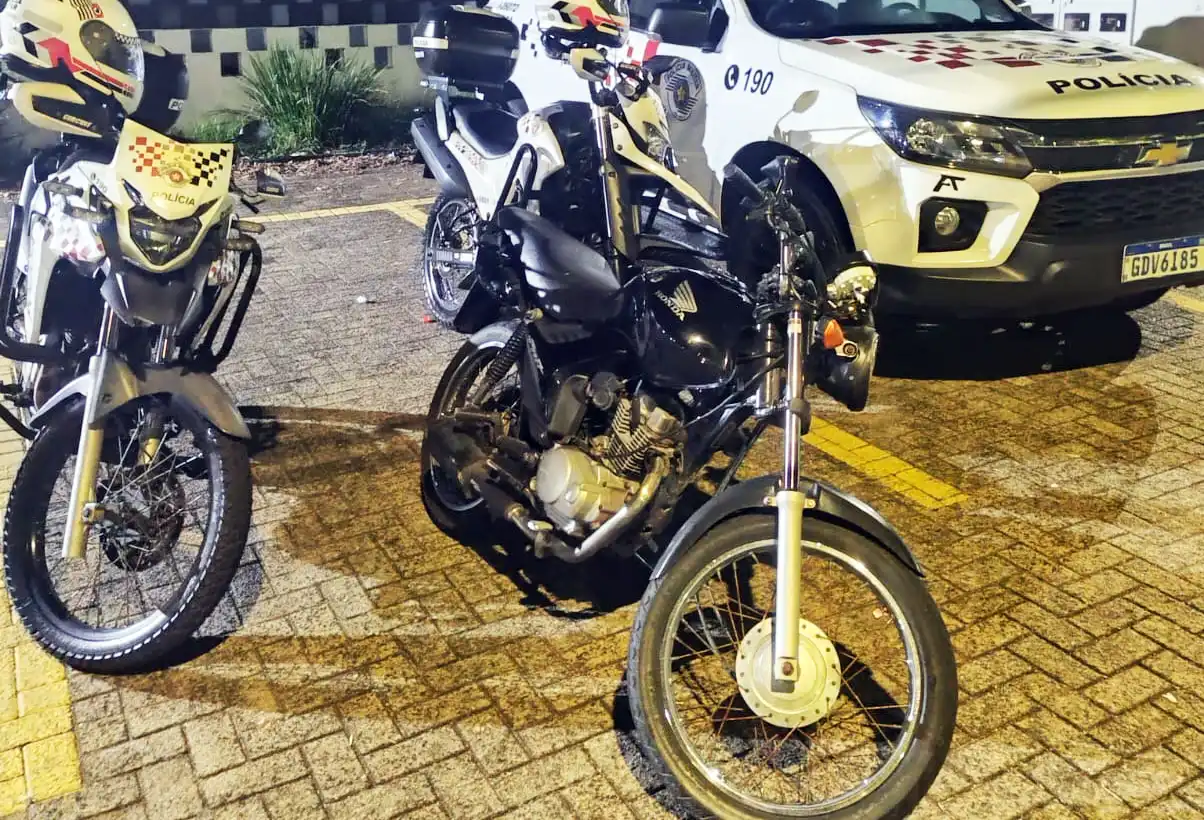 Saidinha: detento tenta fugir da PM na garupa de motociclista sem CNH, em Mogi Guaçu