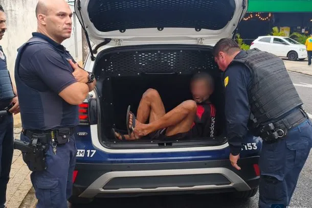 Homem é preso em flagrante por furtar fios e tubulação em fast-food no Centro de Mogi Mirim