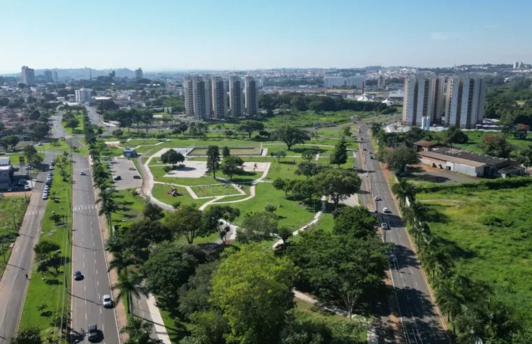 Revitalização da Praça do TG entra na reta final em Mogi Guaçu