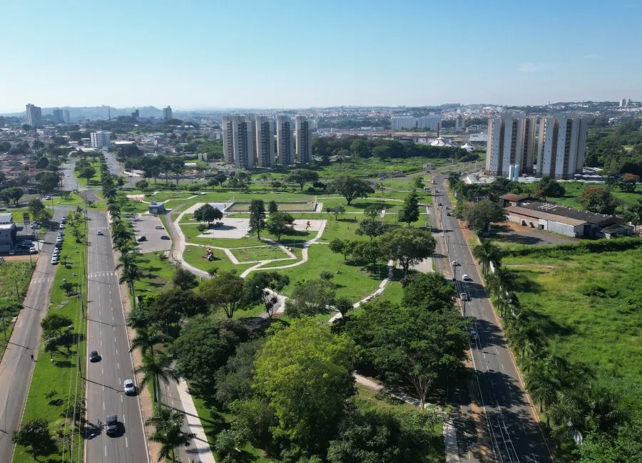 Revitalização da Praça do TG entra na reta final em Mogi Guaçu