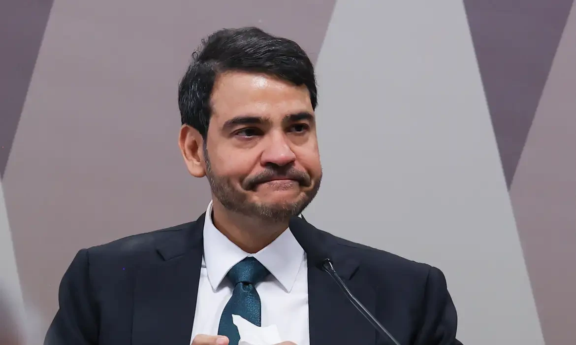 Senado rejeita indicação de Messias para o STF