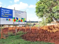 Saae trabalha na rede de esgoto da nova UBS no Novacoop