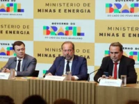 Governo cria subsídio de até R$ 0,89 para segurar preço da gasolina