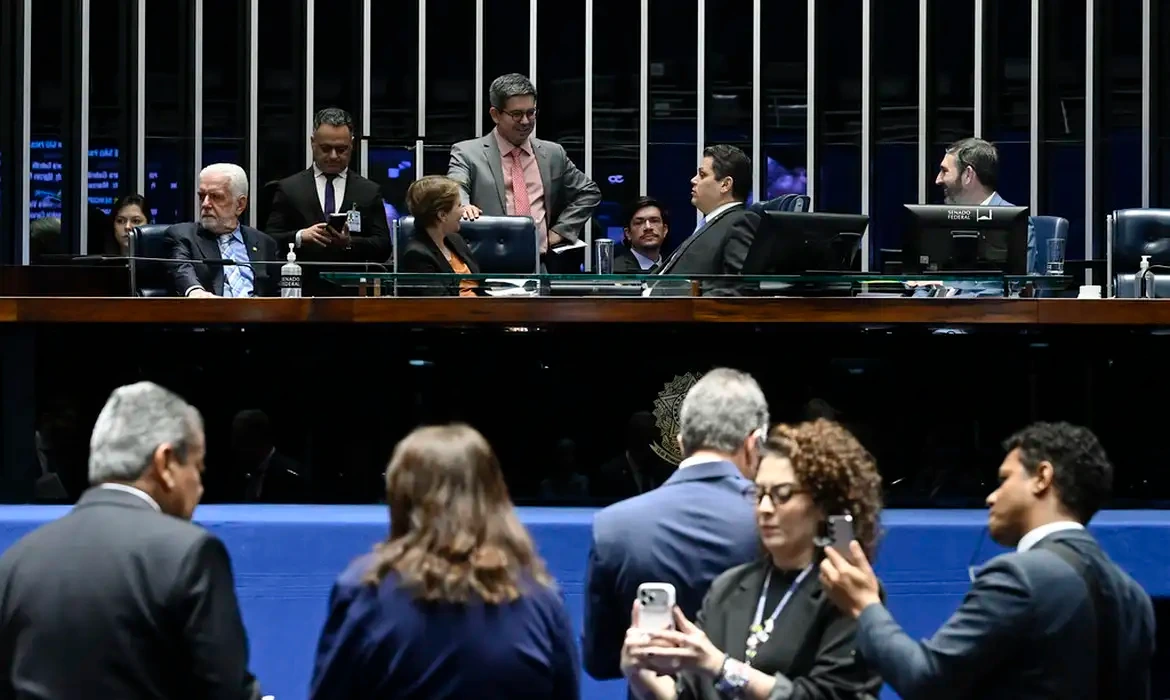 Senado aprova MP da renovação automática da CNH para bons condutores