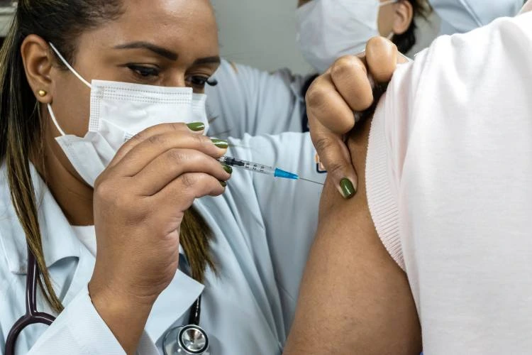 Saúde faz alerta e convoca população para vacinação contra a gripe
