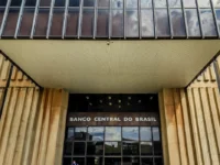 Mercado eleva previsão da inflação para 5,04% este ano
