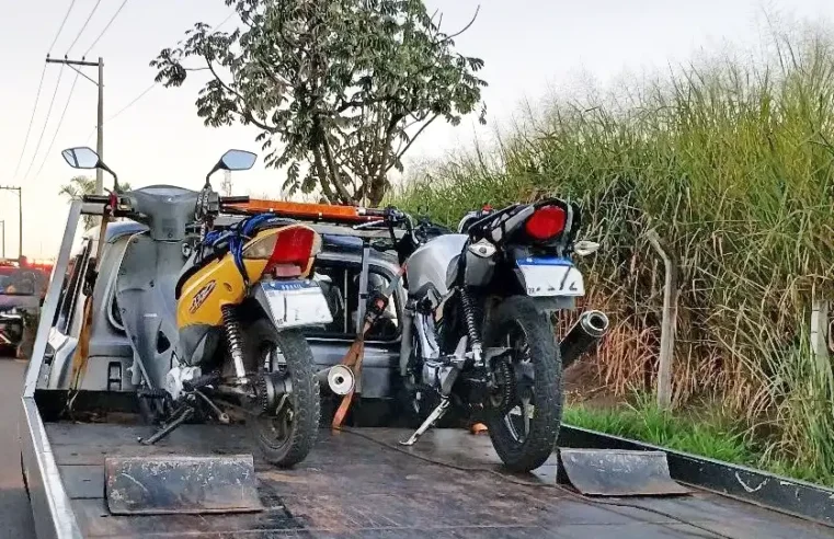 GCM flagra adolescentes empinando motos e apreende veículos, em Mogi Guaçu