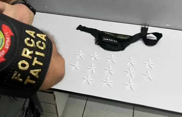 PM apreende 65 pinos de cocaína e prende homem por tráfico de drogas em Mogi Mirim