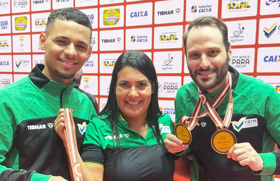 Na estreia de Cátia na seleção, Manara fatura duas medalhas